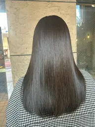 ❄️【艶カラー】➕カット❄️