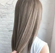 🩵【カラー＋oggiottoトリートメント3000円