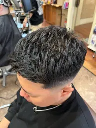 アイロンパーマ、カット