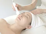 【ハリ/弾力】しぼんだ肌に活力を！エイジング導入コース