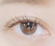 期間限定❣️高持続LEDマツエク100本（フラットラッシュ）✨安心安全の国産LEDを使用しております（他店オフ無料）