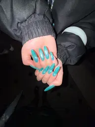 【本日限定‼️】破格💥オフ🈶ハンド✋🏻マグネットネイル💎/八王子/パラジェル込