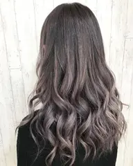 ✨平日🎨1日1名様限定✨推しキャラ再現🧸グラデーションカラー＋トリートメント　ダブルブリーチ