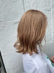 ブリーチONカラー（Wカラー）+トリートメント