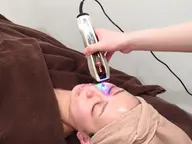 【透明感&ツヤ小顔】臍帯血ヒト幹細胞ポレーション導入フェイシャル水素パック付き