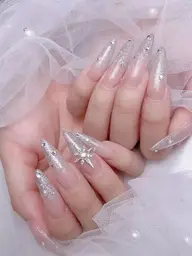 ❤️❤️❤️<チップ長さ出し>毎年大人気韓国ネイル➕パーツとラインストーン20粒