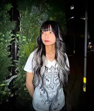 【染めれるシールエクステ 1本 ￥350】