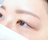 【人気No.1】パリジェンヌラッシュ＆韓国風眉毛