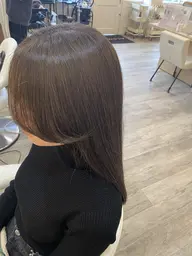 お顔周りのお癖でお悩みの方に！似合わせカット➕前髪縮毛矯正✨