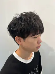 メンズカットパーマメニュー　豊富なパーマ剤の中から髪質に合わせてチョイスします！似合わせお任せください^_^