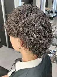 カット＋波巻きパーマ