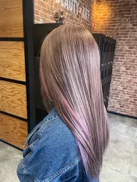 ブリーチonカラー💓カット＋トリートメント🏖☀️