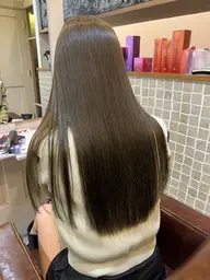 【モデル大募集中につき大幅割引】【お支払い現金のみ】縮毛矯正・シャンプー・トリートメント