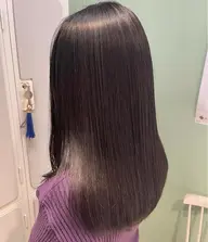 【白髪に悩まれてる方へ】グレイカラー🩶(白髪染め)+🧖♂️極上ブルブルスパ🧖♀️