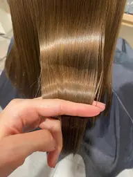 初回来店から1年使い放題🌷カラー(アディクシーなど）＋オージュア4step TR(超音波アイロン付)＋プチヘッドスパ