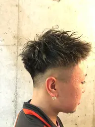 【メンズ】デザインカット💫+ツイストパーマ✨+シルクトリートメント