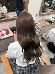 【とにかくすぐ染めたい方におすすめ🍓】レイヤーorボブカット×オイル配合艶カラー💟
