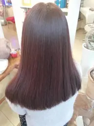 うるおいカラー+集中トリートメント付き ダメージレスでカラーを楽しもう!最終受付17時まで。