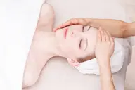 毛穴洗浄×即効小顔フェイシャル