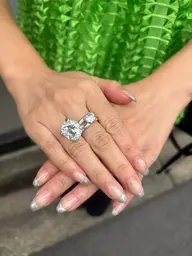 【パラジェル】オフ無しフレンチネイル🌈