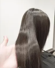 【その広がりと膨らみ抑えます🌸】極さら髪質改善+メンテナンスカット◎♪