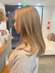 ダブルカラー🪄ケアブリーチ💛+ダメージ補修トリートメント🫧✨