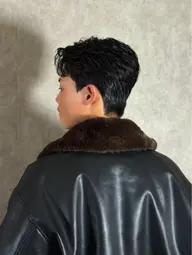 【メンズカット+ダウンパーマ】韓国風シルエット補正(シースルーマッシュ/センターパート)眉カット(初回のみ)