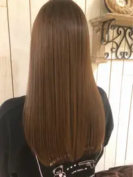 ⭐️縮毛矯正＋カット＋高保湿トリートメント⭐️