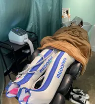 ❄️当店オリジナル❄️選べるヘッドスパ🫧🪽フットマッサージ機付き❕