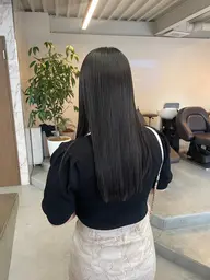 🫶🏻韓国アイドル風ストレートに✨カット＋縮毛矯正🇰🇷半額料金🩵3stepトリートメント付き🪽