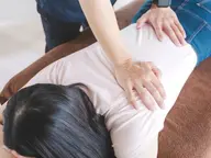 【慢性腰痛に悩む方】歪んだ骨盤と全身を整え腰痛改善を目指したい方！初回お試し60分