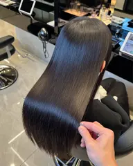 今だけ‼️🌟ご新規様限定🌟最高級髪質改善 メゾンストレート(縮毛矯正)+高保湿トリートメント🍀✨