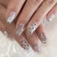 全員⭐️ハンドジェルネイル(丁寧ネイルケア＋ワンカラー​〜​デザインネイル一律料金)オフ代別途1,100円頂戴致します。