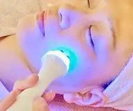 【エレクトロポレーション〈小顔リンパ・ヘッドマッサージ】50分（※男性＋1000円）