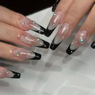 フレンチネイル