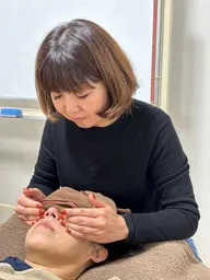 ドライヘッドスパ+顔のむくみ・ゆがみにスッキリ小顔調整