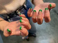 【 オフ込み 】　フレンチ ネイル♡ベースカラー有り♡