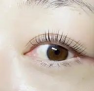 上まつげパーマ⭐︎お仕上げにコーティング入り美容液⭐︎