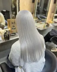 ⚪️とにかくホワイトカラー目指したい方！カット＋ブリーチ2回＋超音波アイロントリートメント！トリプルカラークーポン‼️