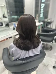 【🦋期間限定価格🦋】🌷︎似合わせカット🌷︎＋🫧ワンカラー🫧＋🌿トリートメント🌿＋🌟コテ巻き仕上げ🌟