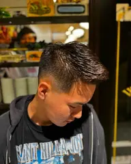 カット《ショートスタイル》➕シャンプー