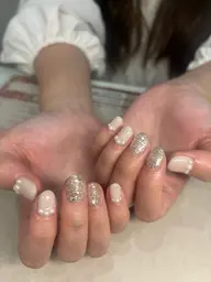 ハンドワンカラー➕ラメ　60分　　　　　　　　　　　　　　　　　　　　　　　　　　　　　　　　　　（オフ込み可➕30分）