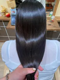 🌼髪質改善ストレート+カット+トリートメント🌼艶々でまとまるしなやかな髪へ💭