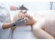 小顔矯正/頭皮筋膜×美顔筋トレ×首・デコルテ・フェイスライン・たるみ・浮腫