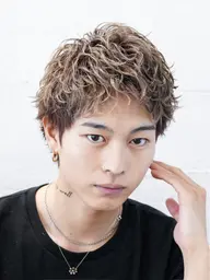 【 ご新規様限定⠀】ブリーチ込みダブルカラー🐿夏に向けて透明感カラー楽しみましょう🎵🧡