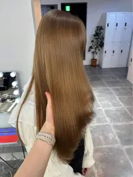 《ミニモ限定》ブリーチなしダブルカラー＋内部補修トリートメント✨️通常12000➡️7000円