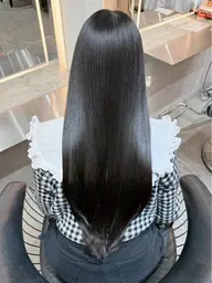 🖤暗髪したい方🖤艶カラー➕高温保湿トリートメント✨️