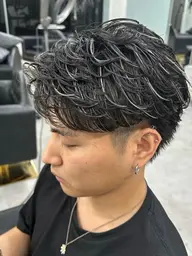 メンズ　レディース　ショート　ホワイトハイライト