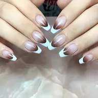 🌟ｵｽｽﾒ  パラジェル お好きなお色でカラグラフレンチ 美爪に見せながらデザインを魅せる 他と被らない💅