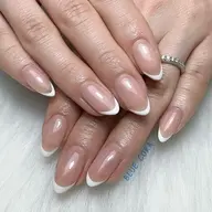 【初回オフ無料】★HAND🤍クリアベースフレンチ♪ベースカラー+¥1000♪ ✨ケア込み